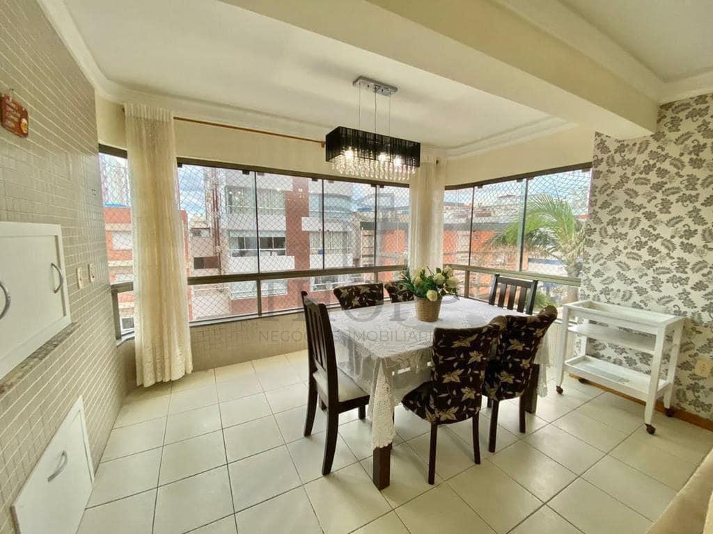 APARTAMENTO 3 DORMITÓRIOS