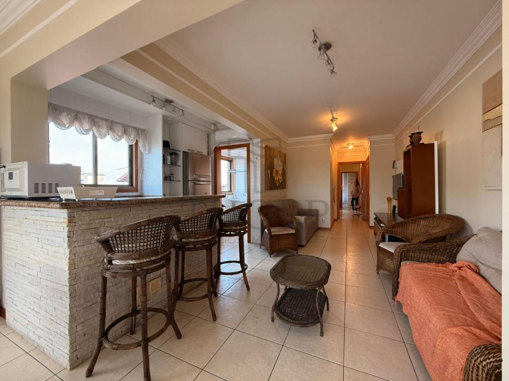 APARTAMENTO 3 DORMITÓRIOS