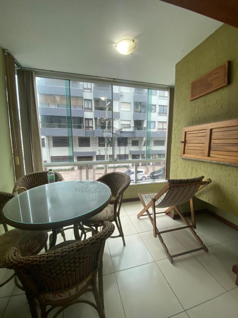 APARTAMENTO 3 DORMITÓRIOS