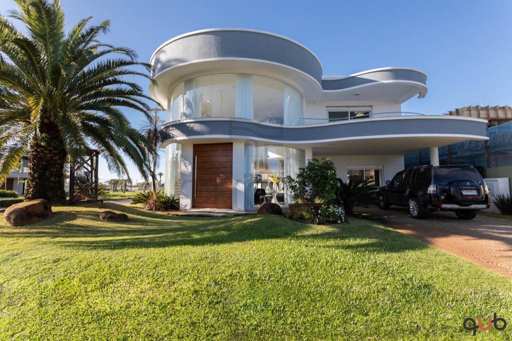 CASA EM CONDOMÍNIO 5 DORMITÓRIOS