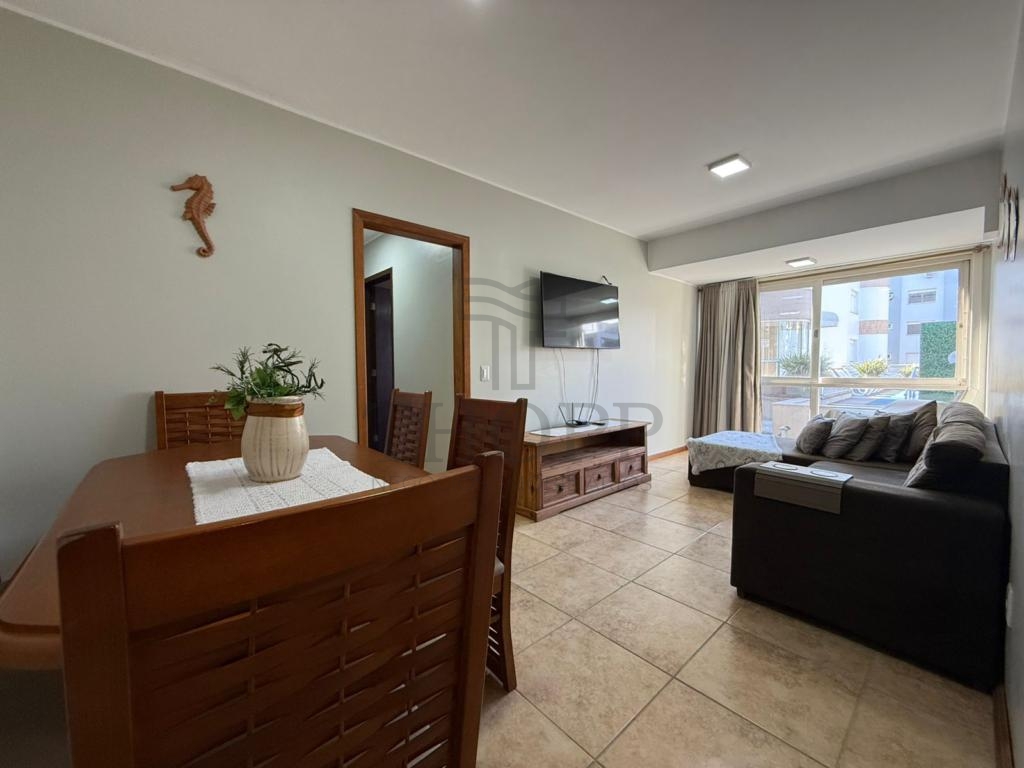 APARTAMENTO 2 DORMITÓRIOS