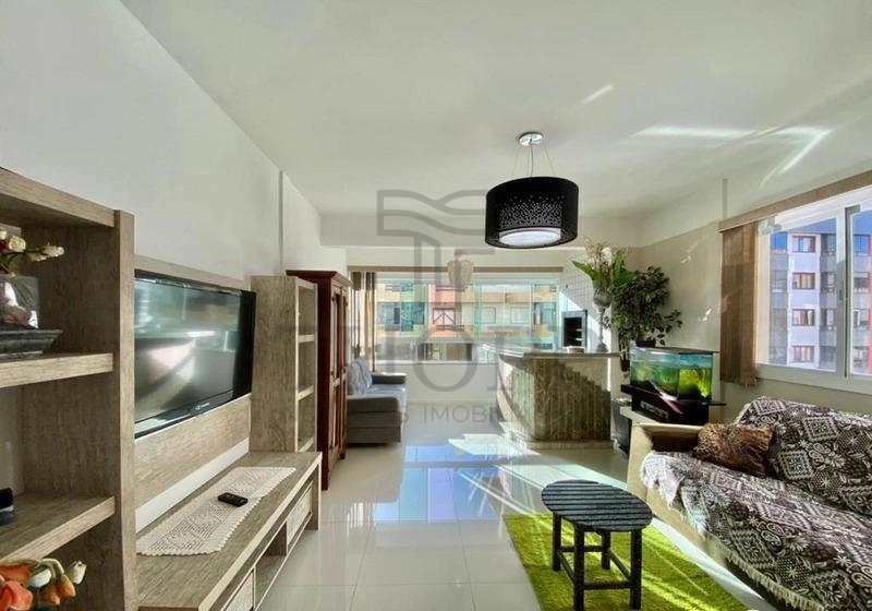 APARTAMENTO 3 DORMITÓRIOS