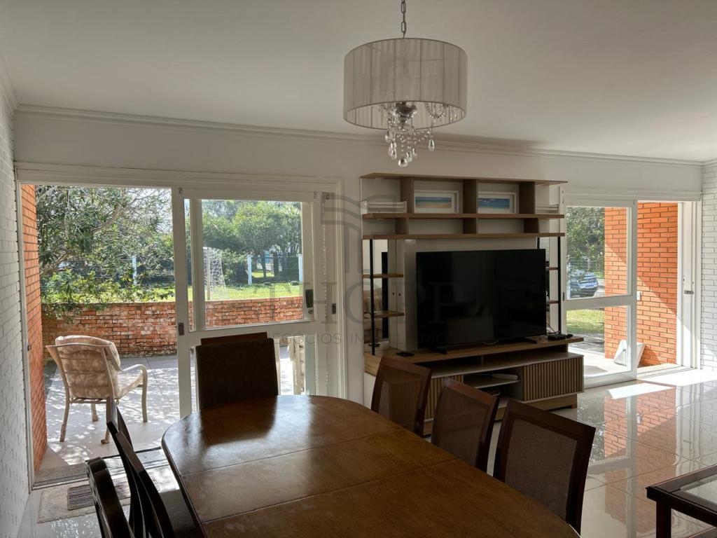 CASA URBANA 5 DORMITÓRIOS