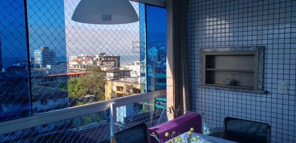 APARTAMENTO 3 DORMITÓRIOS