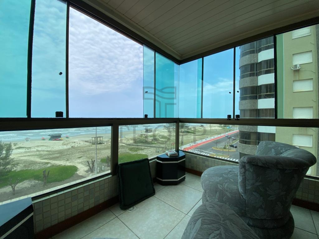 APARTAMENTO 3 DORMITÓRIOS