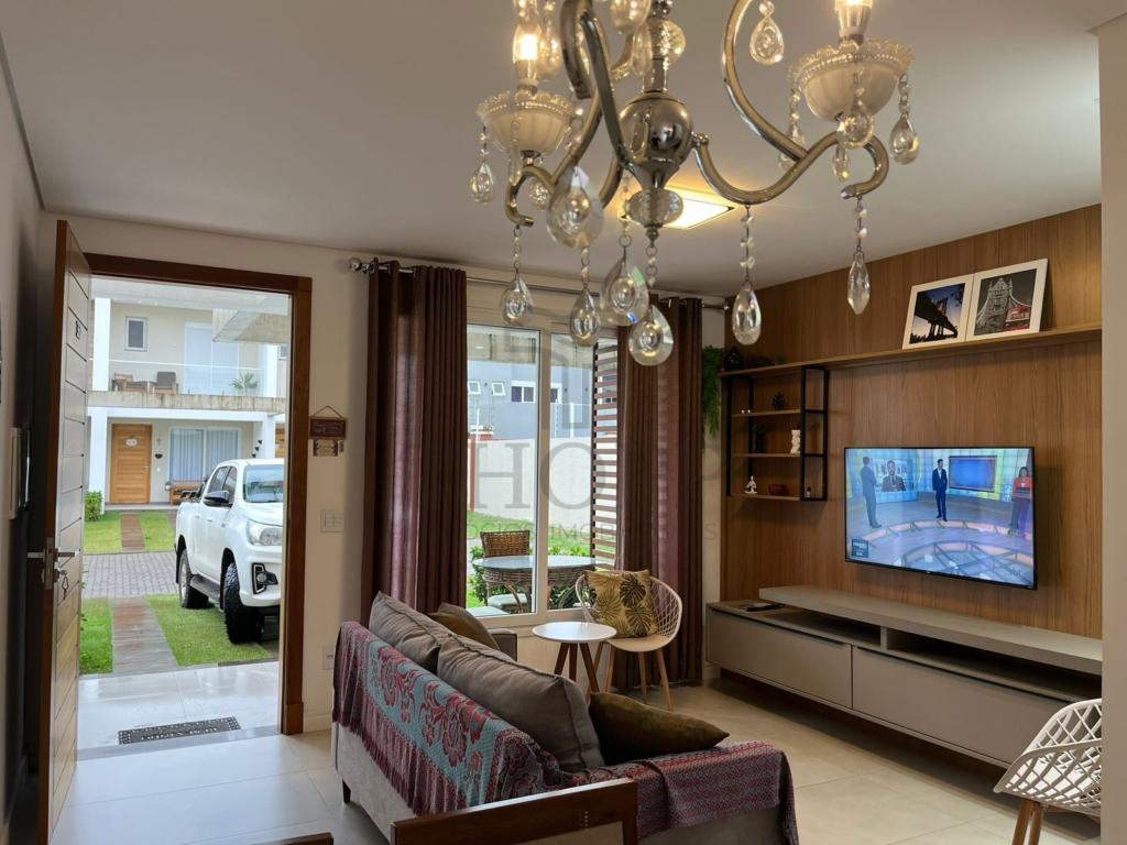 CASA EM CONDOMÍNIO 2 DORMITÓRIOS