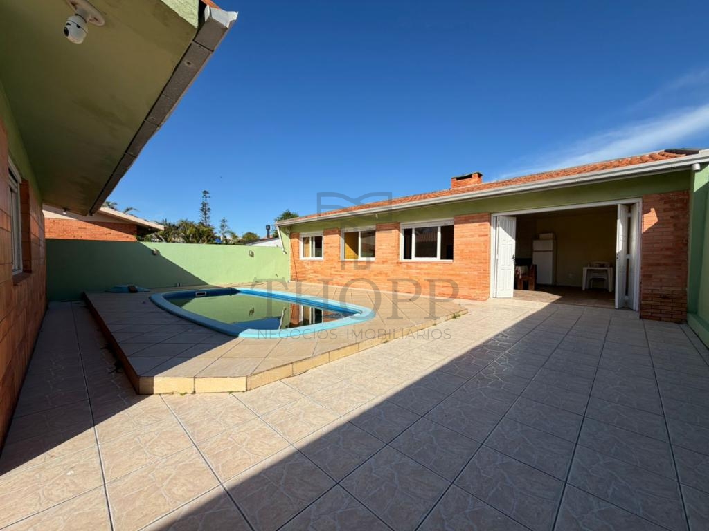 CASA URBANA 4 DORMITÓRIOS